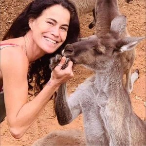 Meet your Posher, Ligus